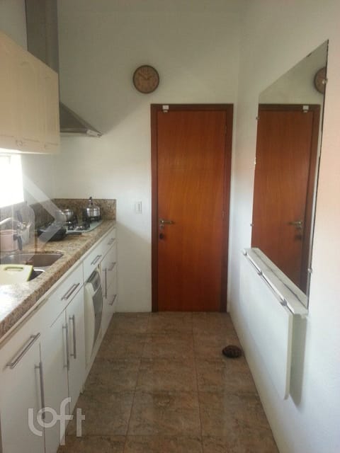 Image 3 - 231050